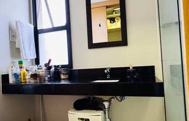 Imagem 2: Vendo Casa no Lumiere - 4/4 sendo 2 suítes - móveis planejados