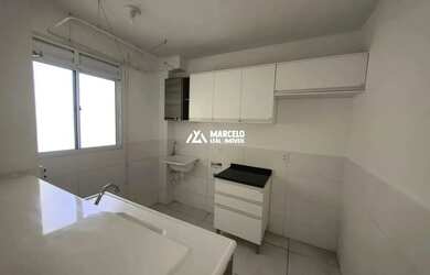 Imagem 7: Vendo apartamento no 4º andar com 2 quartos, armários planejados na cozinha em