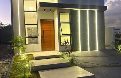 Imagem: A casa em condomínio possui 3 Dormitórios, 2 Banheiros, 1