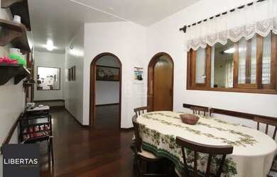 Imagem 8: Casa sobrado no bairro Chácara das Pedras de 6 dormitórios