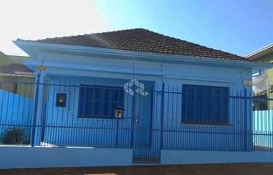 Imagem 11: Casa com 03 dormitórios à venda no bairro Nossa Senhora do Perpétuo Socorro em Santa Maria