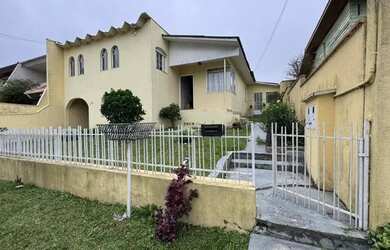 Imagem: O terreno possui 390m² de Área e está localizado em Bacacheri