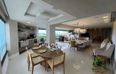 Imagem: O apartamento possui 4 Dormitórios, 5 Banheiros, 4 Vagas na