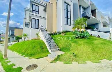 Imagem: A casa em condomínio possui 3 Dormitórios, 4 Banheiros, 4