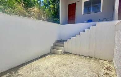 Imagem: A casa possui 2 Dormitórios, 1 Banheiro, 1 Vaga na garagem