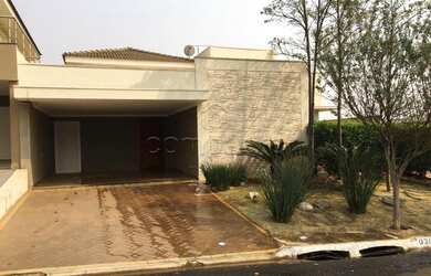 Imagem: A casa em condomínio possui 4 Dormitórios, 5 Banheiros, 4