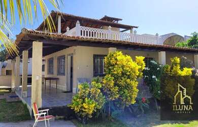 Imagem: A casa possui 2 Dormitórios, 3 Banheiros, 3 Vagas na garagem