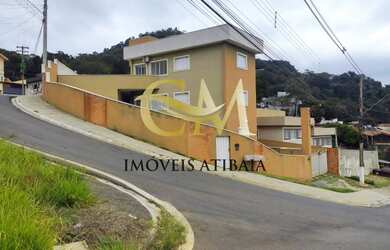 Imagem: O apartamento possui 2 Dormitórios, 1 Banheiro, 2 Vagas na