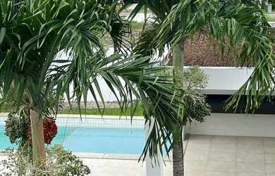 Imagem: A casa em condomínio possui 4 Dormitórios, 5 Banheiros, 4