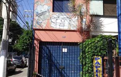 Imagem: O depósito possui 1 Vaga na garagem e 120m² de Área e está