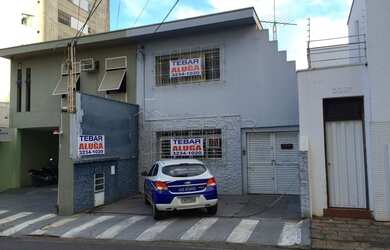 Imagem: O depósito possui 3 Vagas na garagem, 286m² de Área e está