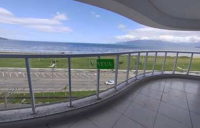 Imagem: O apartamento possui 3 Dormitórios, 1 Banheiro, 1 Vaga na garagem