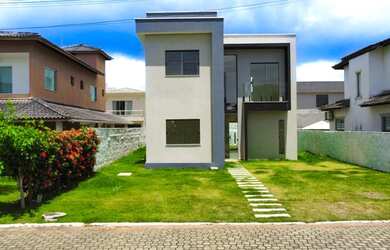 Imagem: A casa em condomínio possui 4 Dormitórios, 3 Banheiros, 2