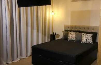 Imagem: A kitnet possui 1 Dormitório, 1 Banheiro, 1 Vaga na garagem