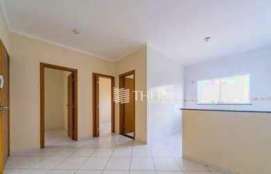 Imagem: O apartamento possui 2 Dormitórios, 1 Banheiro, 1 Vaga na garagem