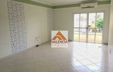 Imagem: O apartamento possui 3 Dormitórios, 2 Banheiros, 2 Vagas na