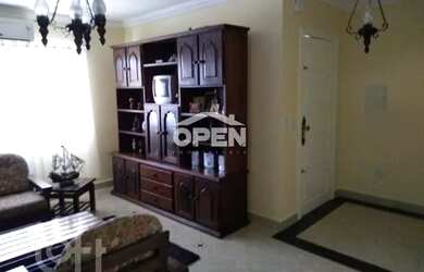 Imagem: A casa possui 3 Dormitórios, 1 Banheiro, 210m² de Área e