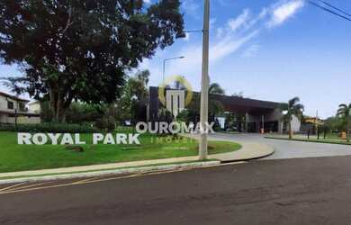 Imagem: Casa de condomínio para venda tem 270 metros quadrados com