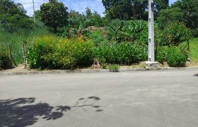 Imagem: O terreno possui 568m² de Área e está localizado em Balneario