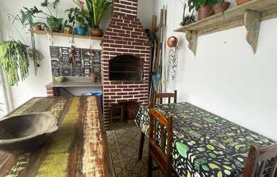 Imagem 15: Casa Seminova - Completa. Piscina, 293m² de Área, 2 Vagas na garageme2...