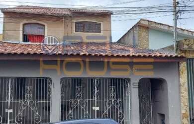 Imagem: A casa possui 4 Dormitórios, 4 Banheiros, 3 Vagas na garagem