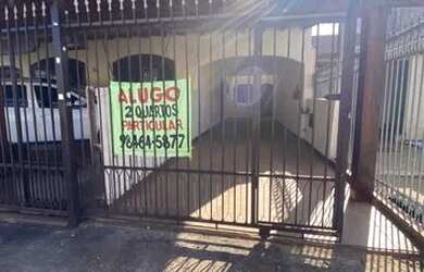 Imagem: A casa possui 2 Dormitórios, 1 Banheiro, 3 Vagas na garagem