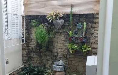 Imagem: A casa possui 5 Dormitórios, 5 Banheiros, 4 Vagas na garagem