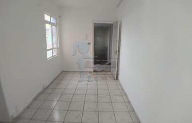 Imagem: O depósito possui 1 Vaga na garagem, 37m² de Área e está