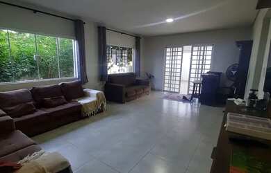 Imagem 2: Casa com piscina no centro 600mts