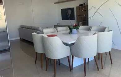 Imagem: O apartamento possui 3 Dormitórios, 2 Banheiros, 2 Vagas na