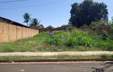 Imagem: O terreno possui 360m² de Área e está localizado em Nova