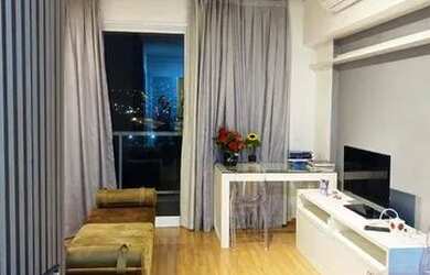 Imagem: O apartamento possui 1 Dormitório, 1 Banheiro, 1 Vaga na garagem