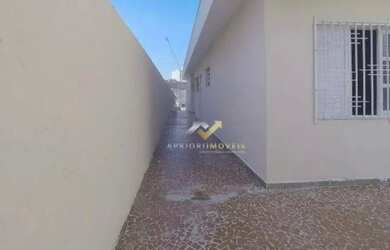 Imagem: A casa possui 2 Dormitórios, 1 Banheiro, 109m² de Área e