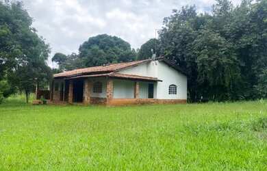 Imagem: A chácara e está localizado em Jaboticatubas, MG à venda