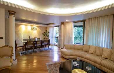 Imagem: O apartamento possui 4 Dormitórios, 5 Banheiros, 4 Vagas na