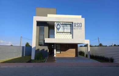 Imagem: A casa em condomínio possui 5 Dormitórios, 5 Banheiros, 2