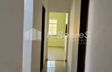 Imagem 6: Casa com três quartos na rua Artur Neiva - jardim Sulacap