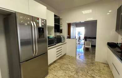 Imagem 5: Condomínio Granville. Imóvel mobiliado, 425m² de Área, 4 Vagas na...