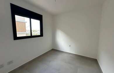 Imagem 10: Sobrado para venda tem 181 metros quadrados com 4 quartos