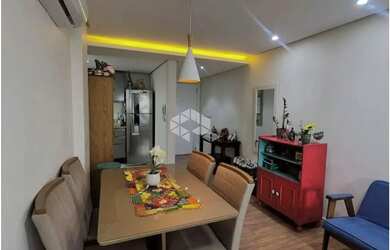 Imagem: O apartamento possui 2 Dormitórios, 2 Banheiros, 2 Vagas na