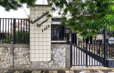 Imagem: O apartamento possui 3 Dormitórios, 2 Banheiros, 1 Vaga na