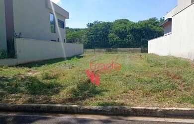Imagem: O terreno possui 300m² de Área e está localizado em Jardim