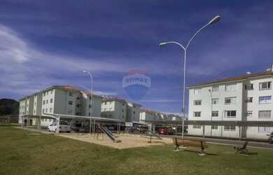 Imagem: O apartamento possui 3 Dormitórios, 1 Banheiro, 1 Vaga na garagem