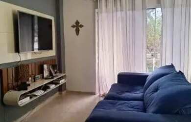 Imagem: A casa possui 4 Dormitórios, 5 Banheiros, 4 Vagas na garagem