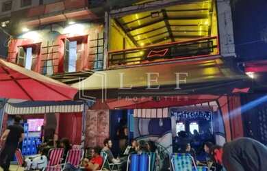 Imagem: O depósito possui 100m² de Área e está localizado em Bairro