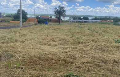 Imagem: O terreno possui 442m² de Área e está localizado em Fronteira