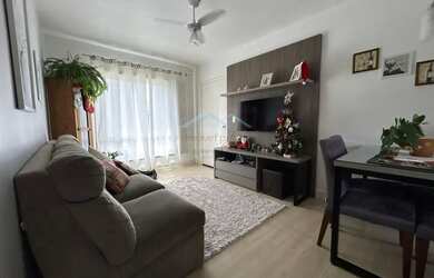 Imagem: O apartamento possui 2 Dormitórios, 1 Banheiro, 1 Vaga na garagem