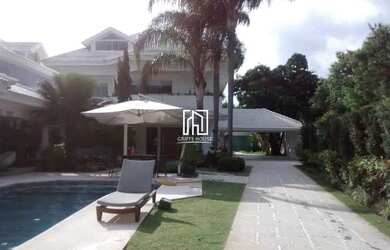 Imagem: A casa em condomínio possui 5 Dormitórios, 5 Banheiros, 5