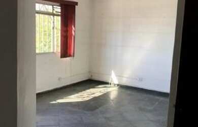 Imagem: O depósito possui 100m² de Área e está localizado em Centro