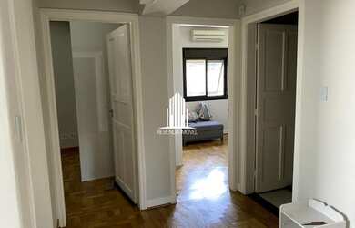 Imagem 8: Casa com 4 Quartos e 6 banheiros à Venda, 300 m² por R$ 2.200.000